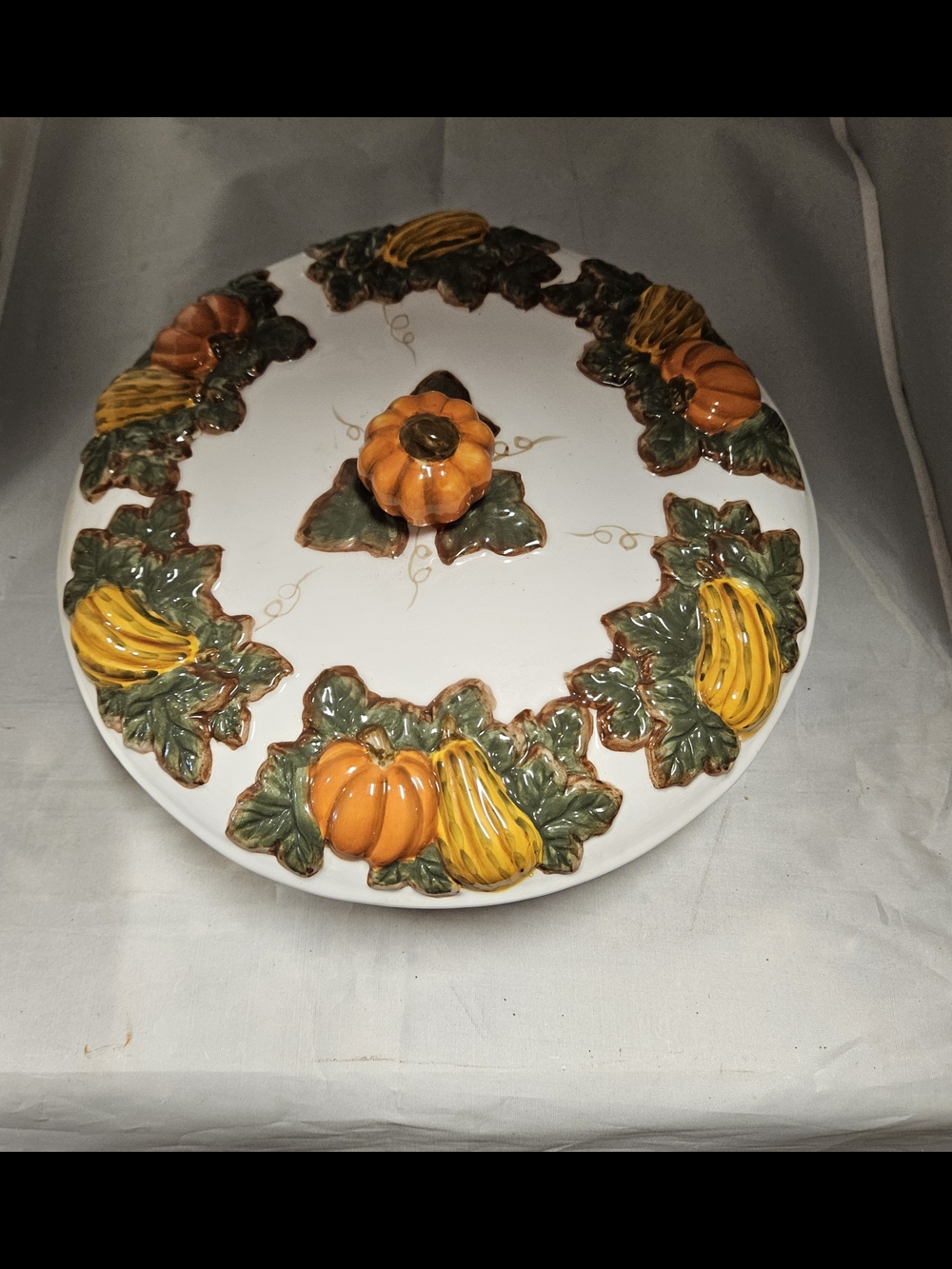 Style-Eyes by Baum Bros. ceramic pumpkin pie plate - Picture 2 of 7